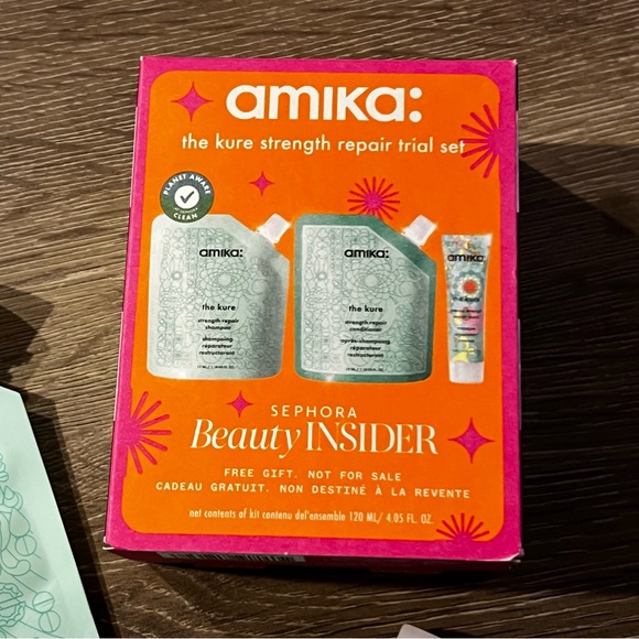 NWT amika “Bye, Bad Hair Days” Mini Set - Picture 5 of 5